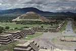 Teotihuacan - Pyramide du soleil et avenue des morts