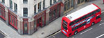 London - Café et bus rouge du haut de la cathédrale Saint-Paul