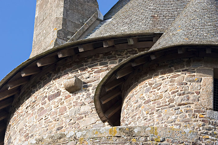 Toits d'une tour du château - France/Bretagne - Fougères - février 2006 - Architecture