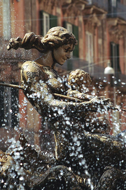 Fountain of Goddess Diana riding a dolphin - Italy/Sicily - Syracusa - April 2004 - Italy